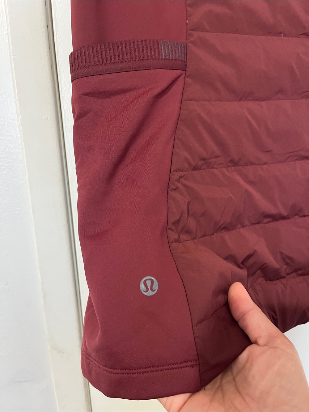 Lululemon Down for It All Running Vest size 10 - Picture 8 of 9
